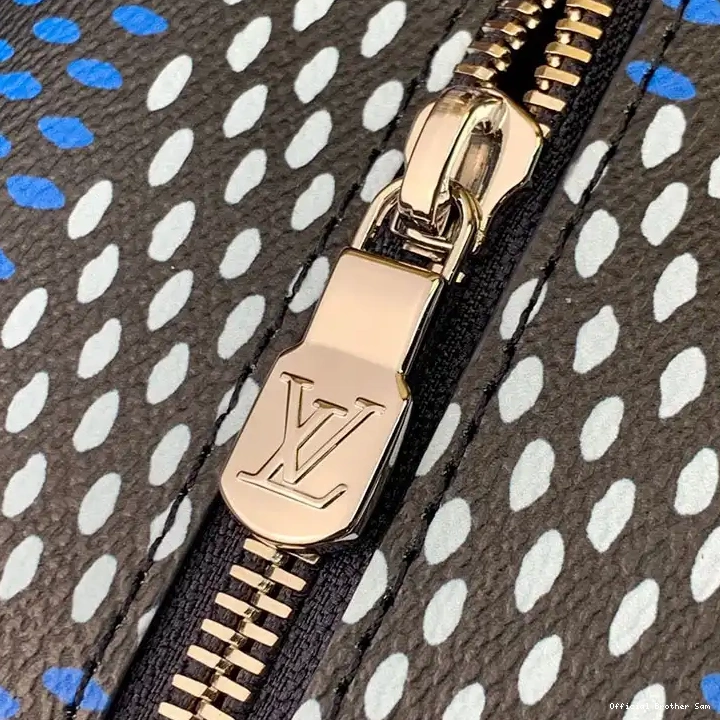 Official Brother Sam 2410YA0171 LV Bags 0722
